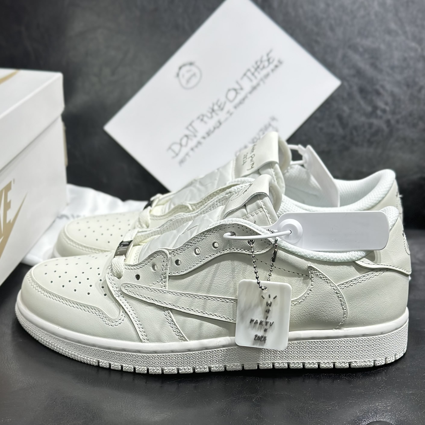 Travis Scott x Jordan Air Jordan 1 Low OG