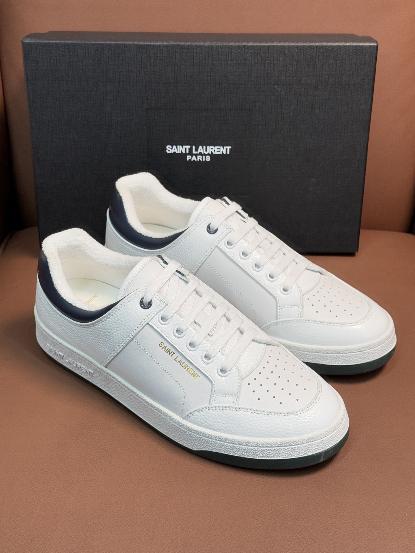 Saint Laurent SL/61 레이스업 스니커즈