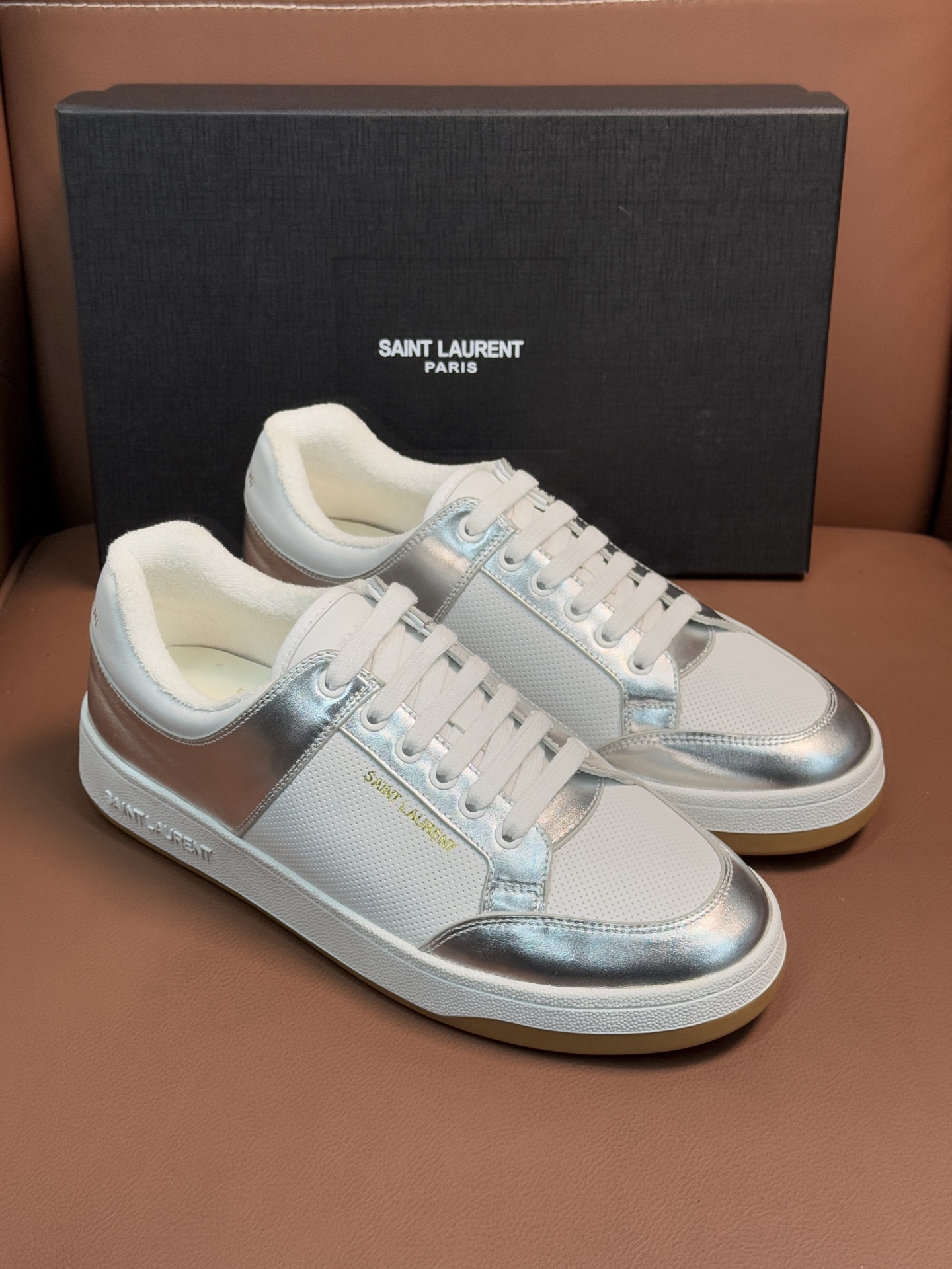 Saint Laurent SL/61 레이스업 스니커즈