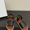 CELINE 칼프스킨의 미노 샌들