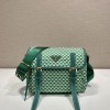 프라다 Symbole 나일론 1BD383 메신저 백 25x19.5x11cm