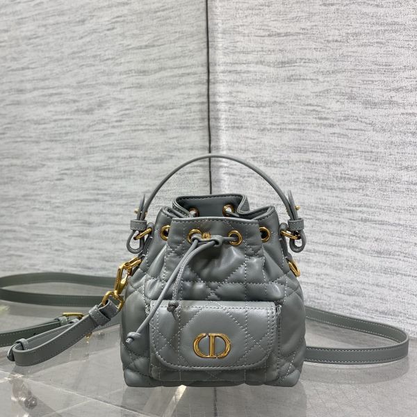디올 미니 Caro 버킷백 M3369UNOZ 14*7*15cm
