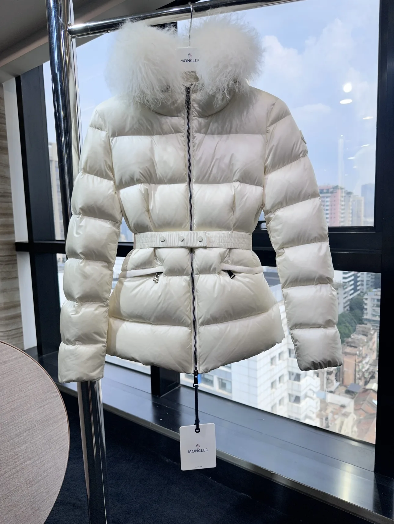 Boed 여성 벨티드 구스다운 재킷