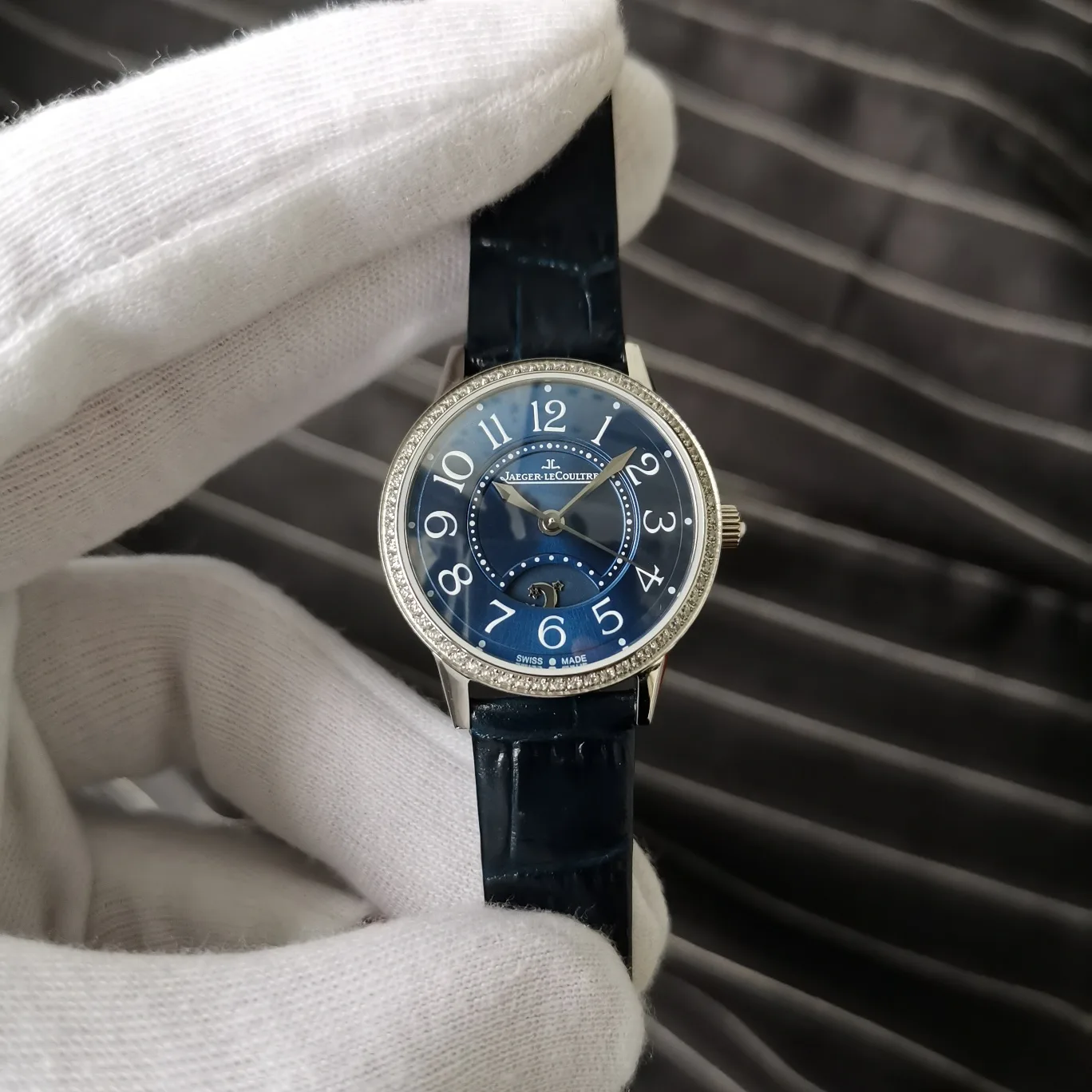 MG l 29mm l 예거르쿨트르 랑데부 클래식 나이트 앤 데이