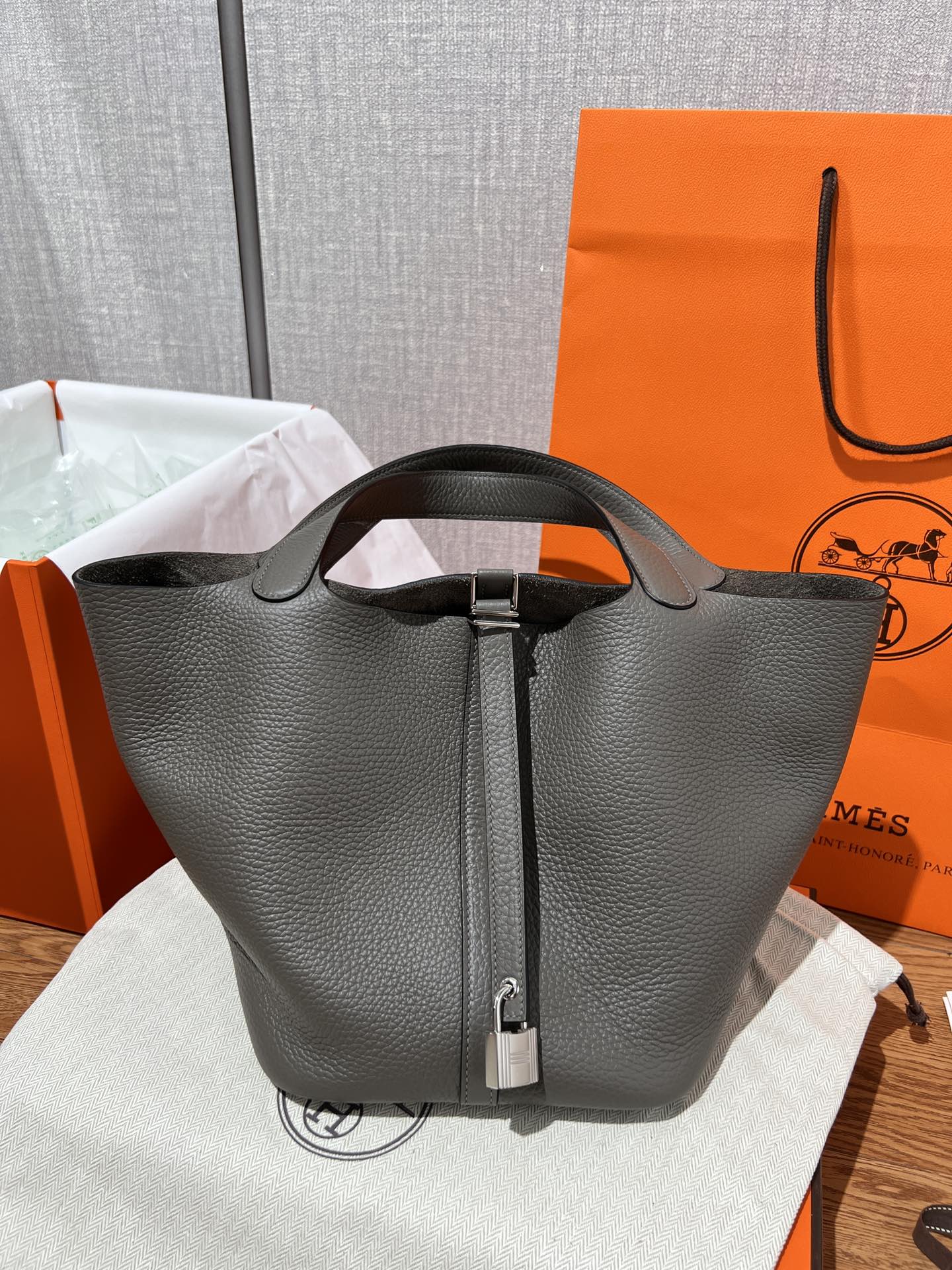 M9 Herme* Picotin Lock 22bag