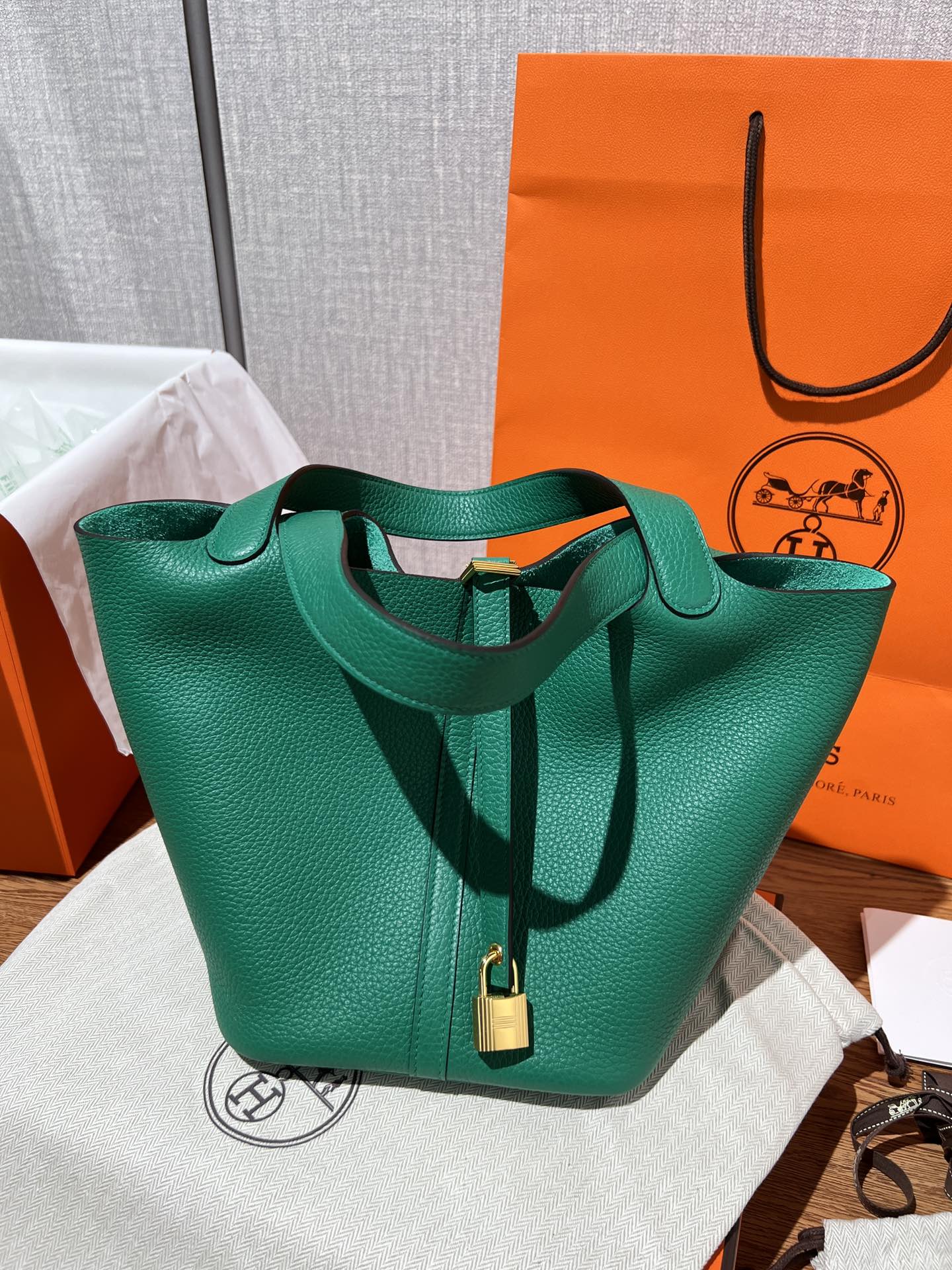 M9 Herme* Picotin Lock 22bag