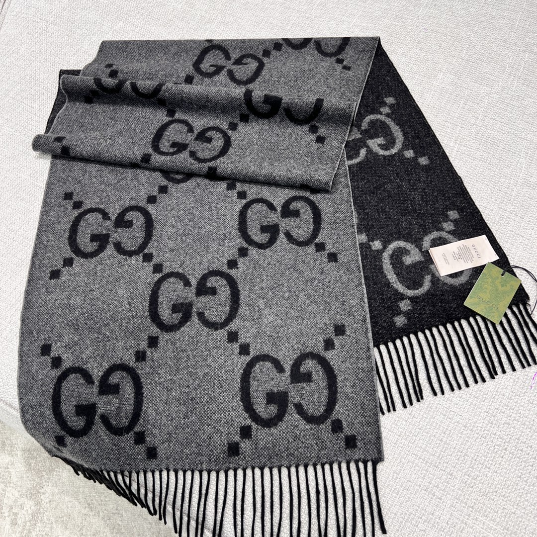 GUCCI  스카프 45*200