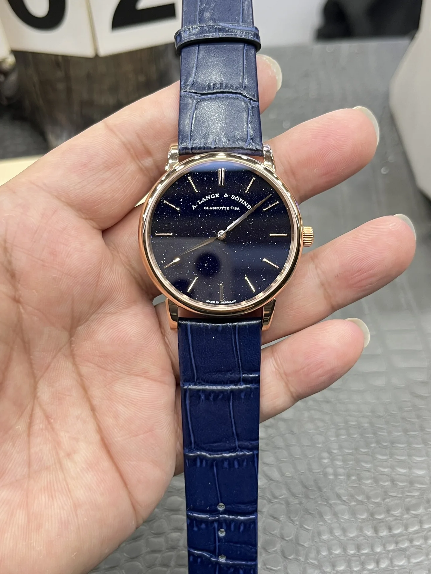 SV l 2892 l 39mm l A. Lange & Söhne SAXONIA THIN