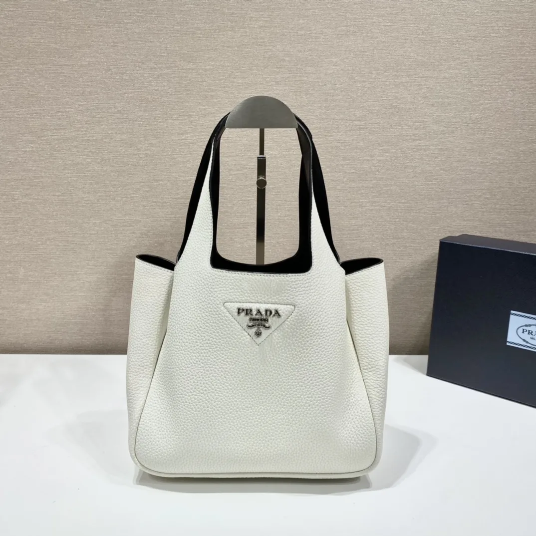 프라다 비텔로 레더 토트백  1BG335 25x21.5x14cm