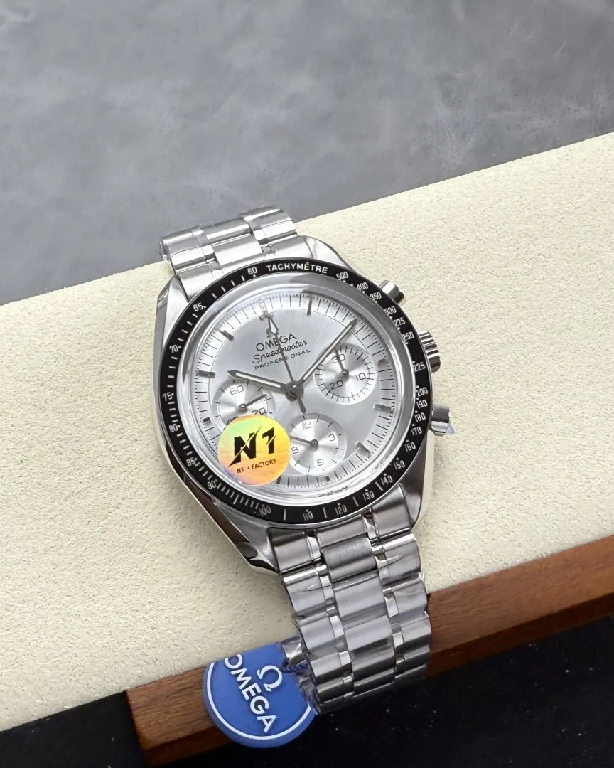 N1 l 3861 l 42mm l 오메가 스피드마스터 문워치 프로페셔널 310.60.42.50.10.001