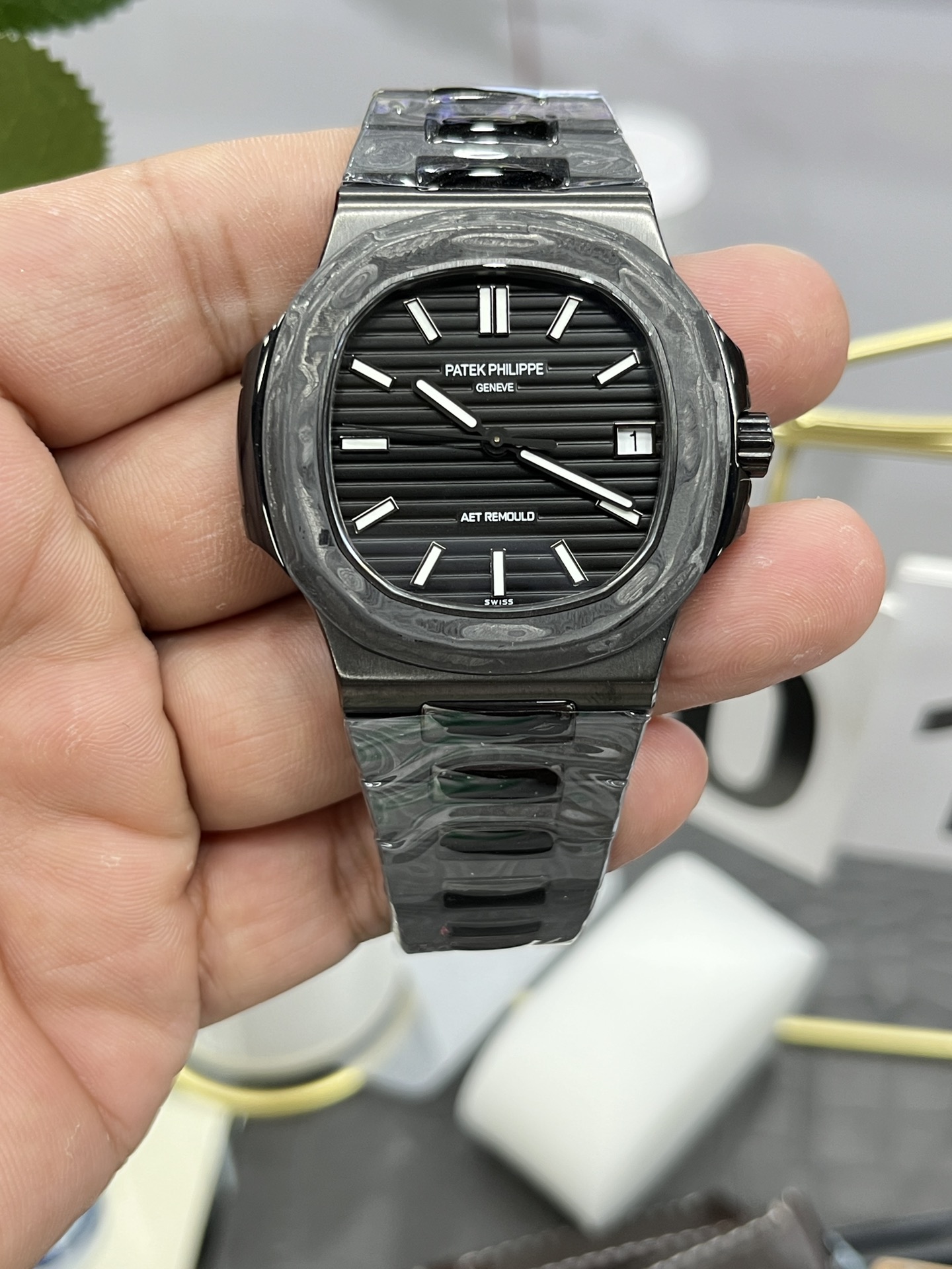 DIW | Cal.324 무브먼트｜40mm l 파텍필립 노틸러스 5711  탄소 섬유