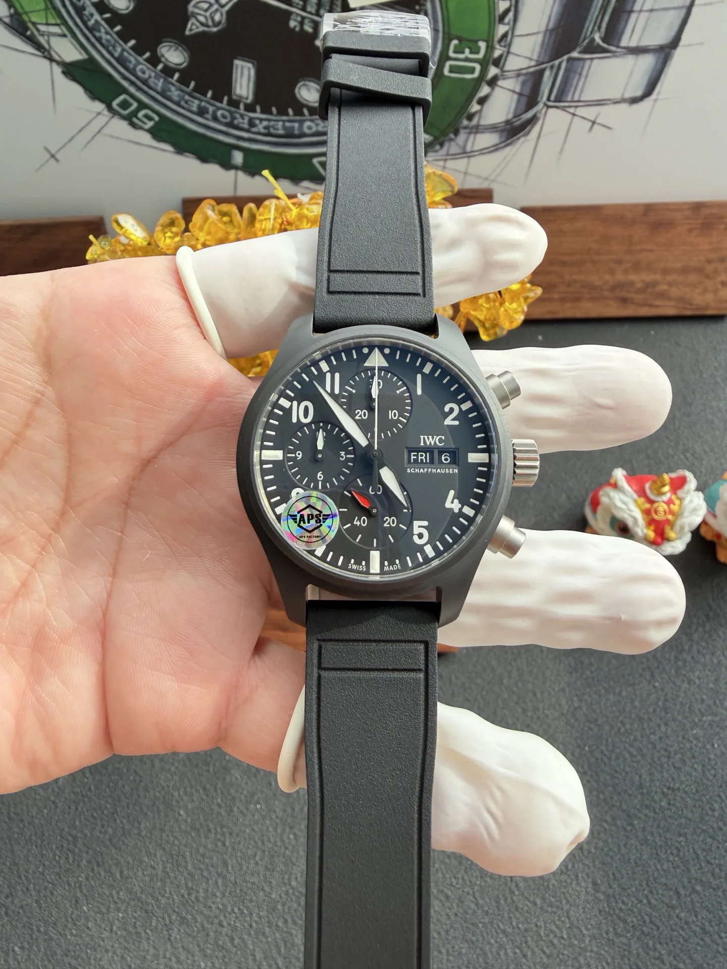 APS l cal.69380 l 41.9mm l IWC 아이더블유씨 파일럿 크로노그래프 탑건 IW389401