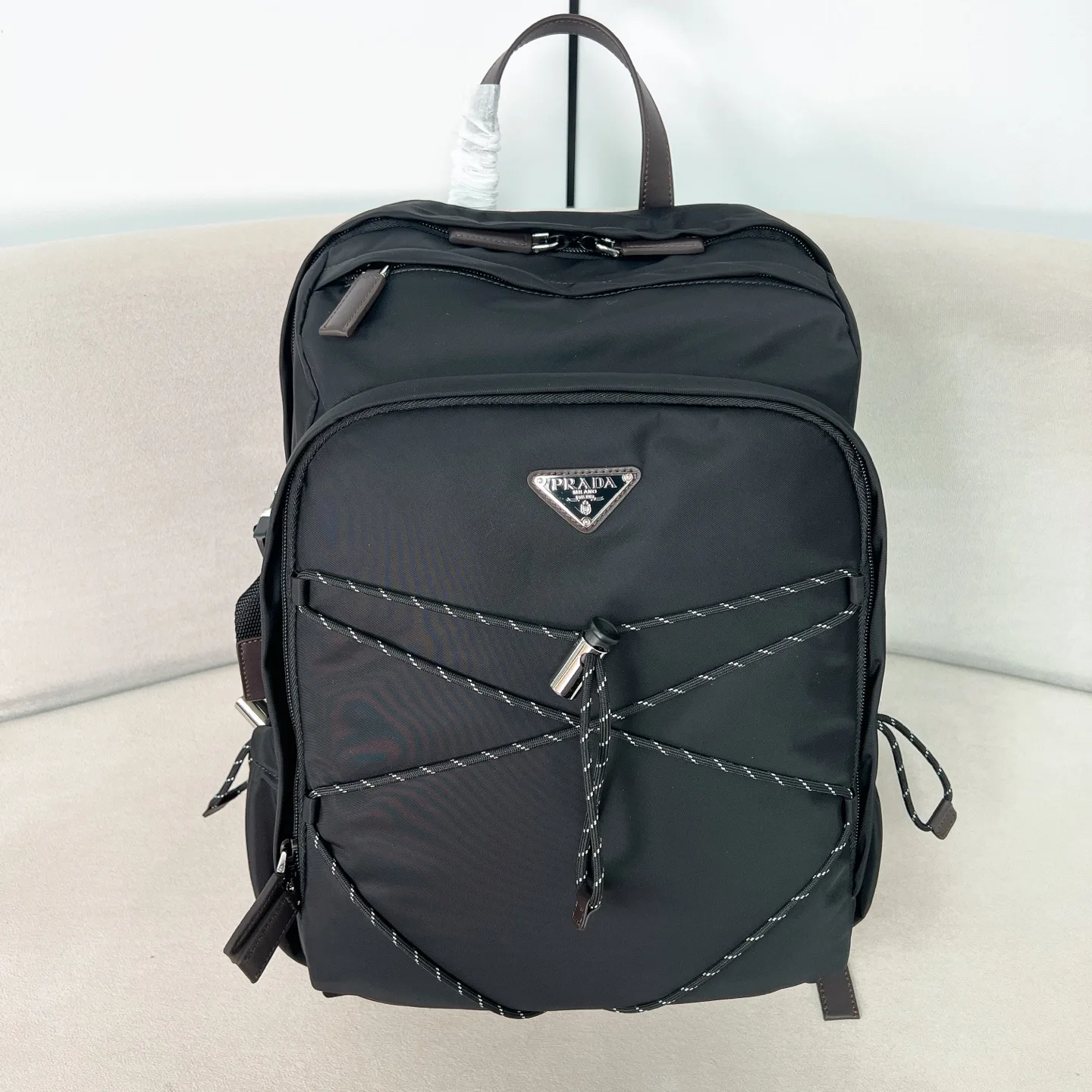 PRADA 스피드록 리나일론 및 가죽 백팩 2VZ122 29x42x14cm