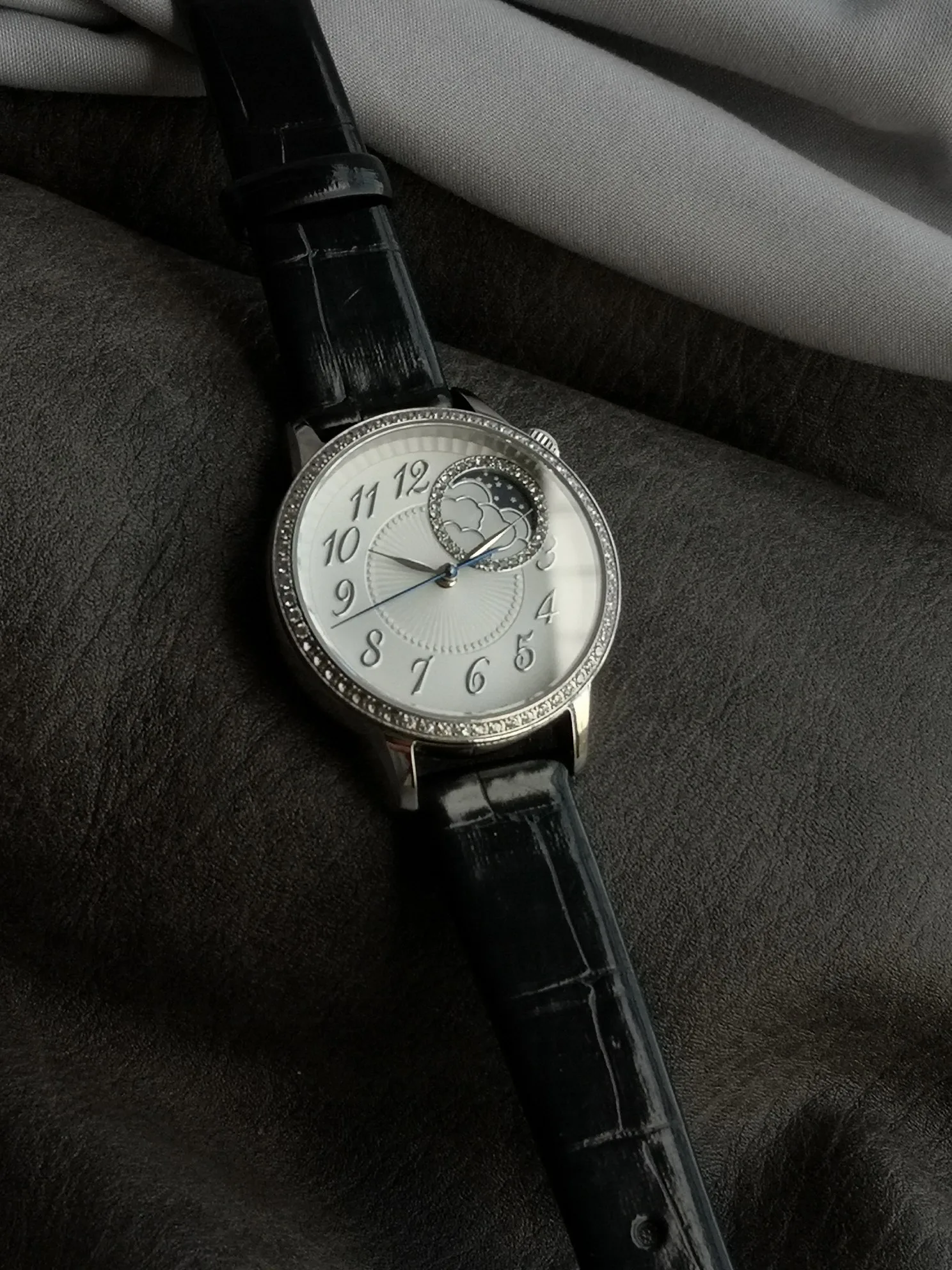 GR l 2836 l 33mm l Vacheron Constantin Égérie quartz