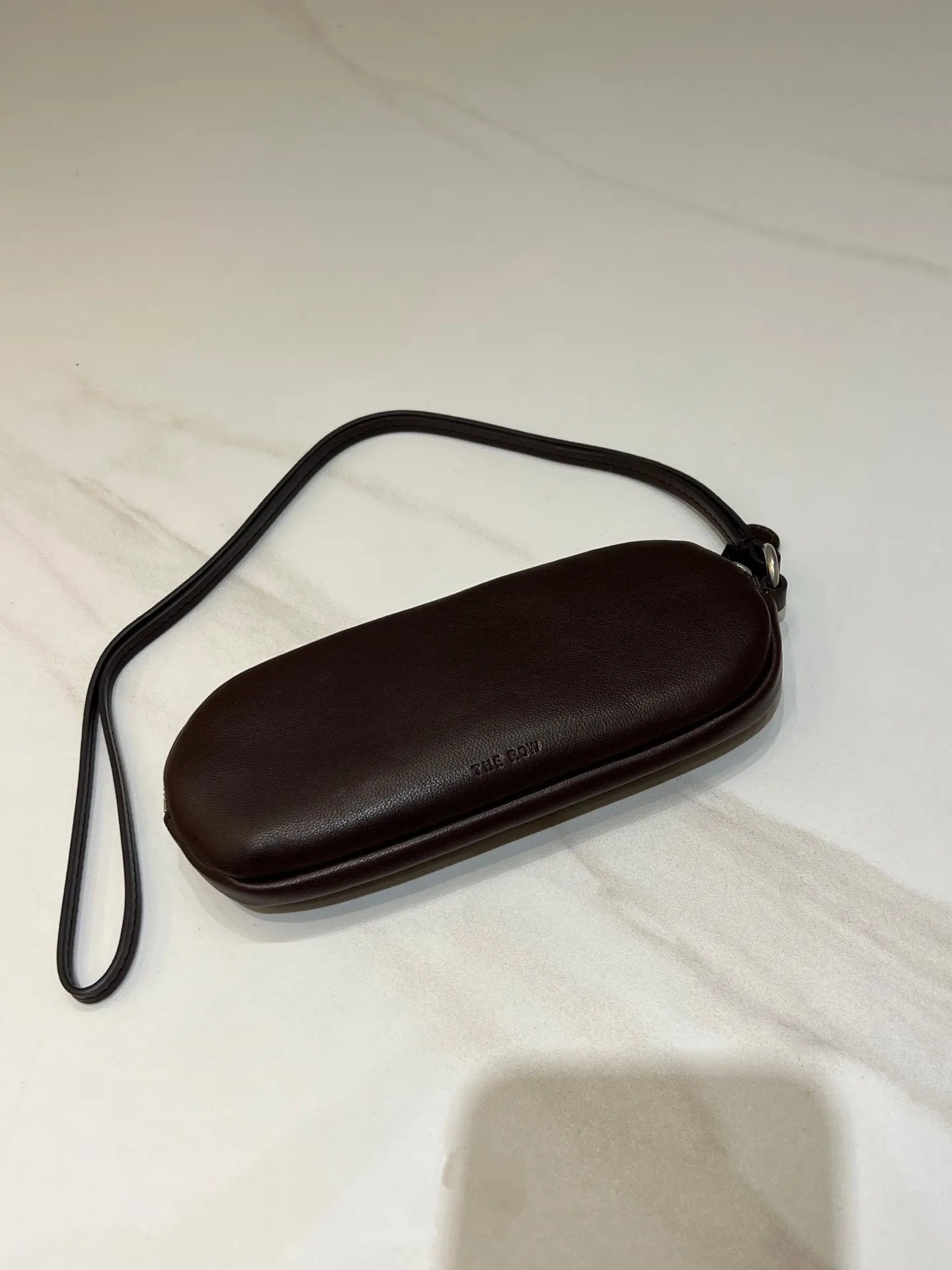 더 로우 The Row Leather Sunglasses Case  18*2.5*8 cm