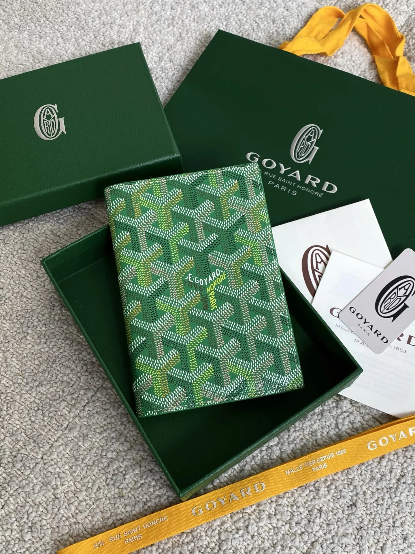 고야드 여권지갑 1.5 cm x 10 cm x14cm