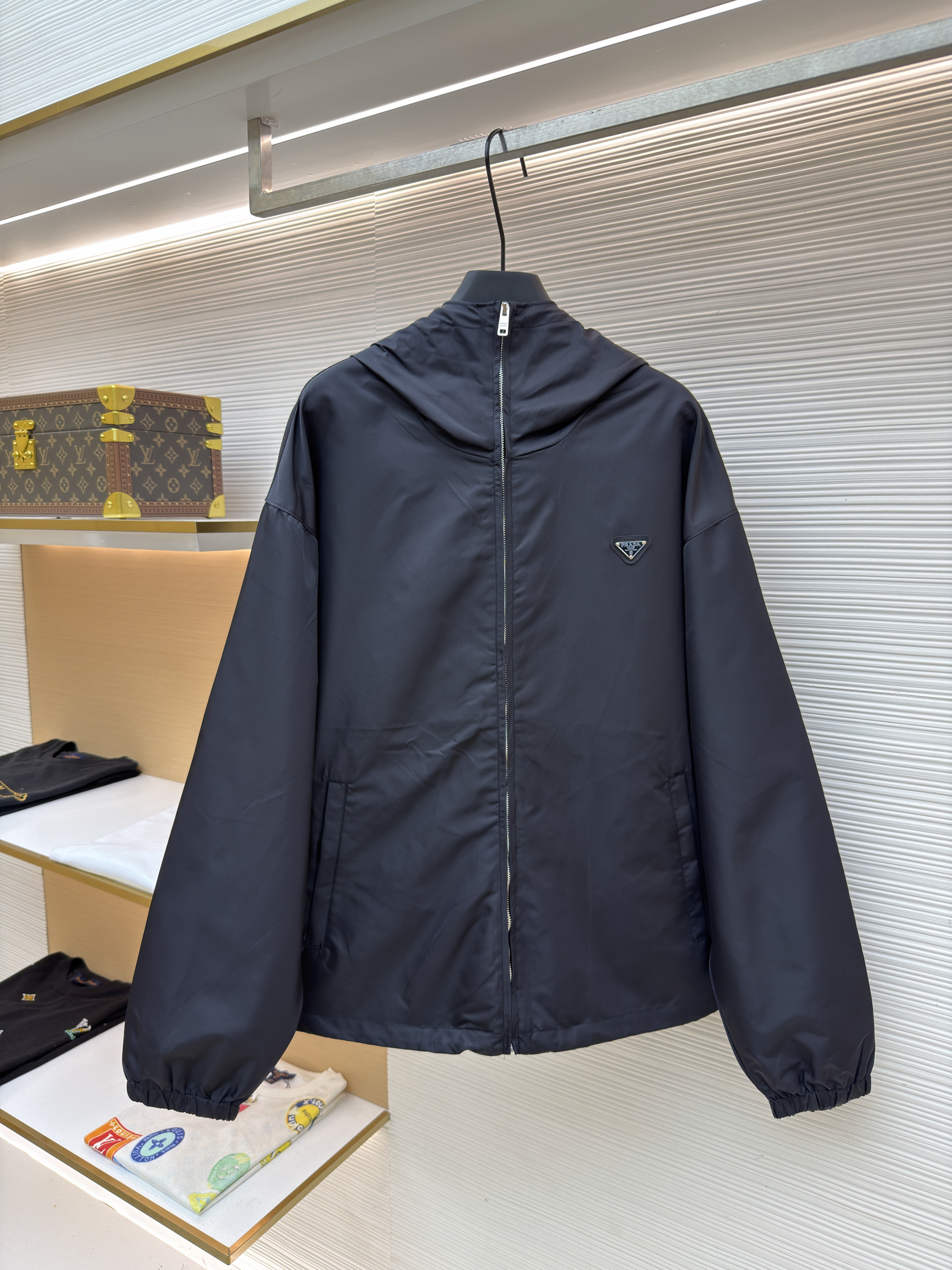 Prada 패치 포켓 후드 재킷