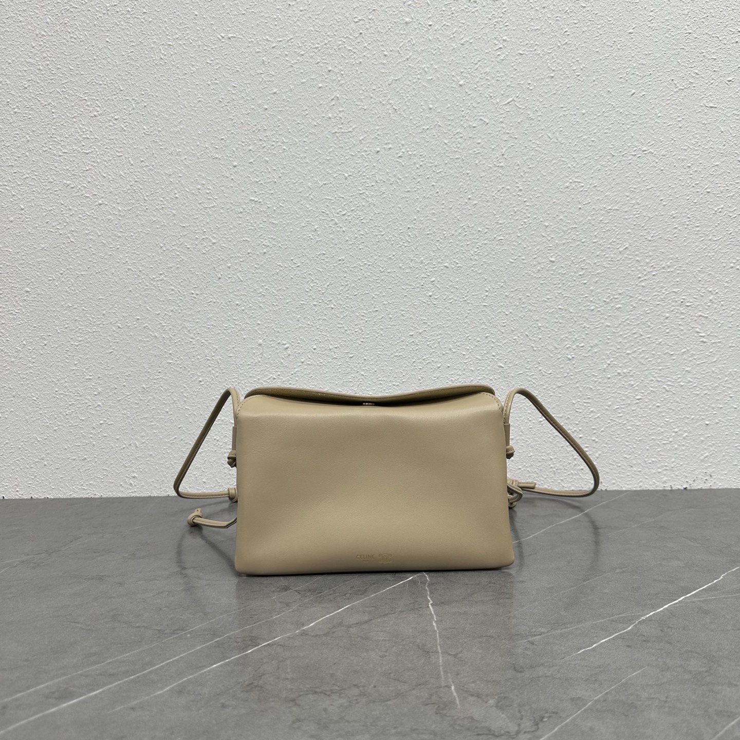 Trio Flap bag 100862  22x14x4