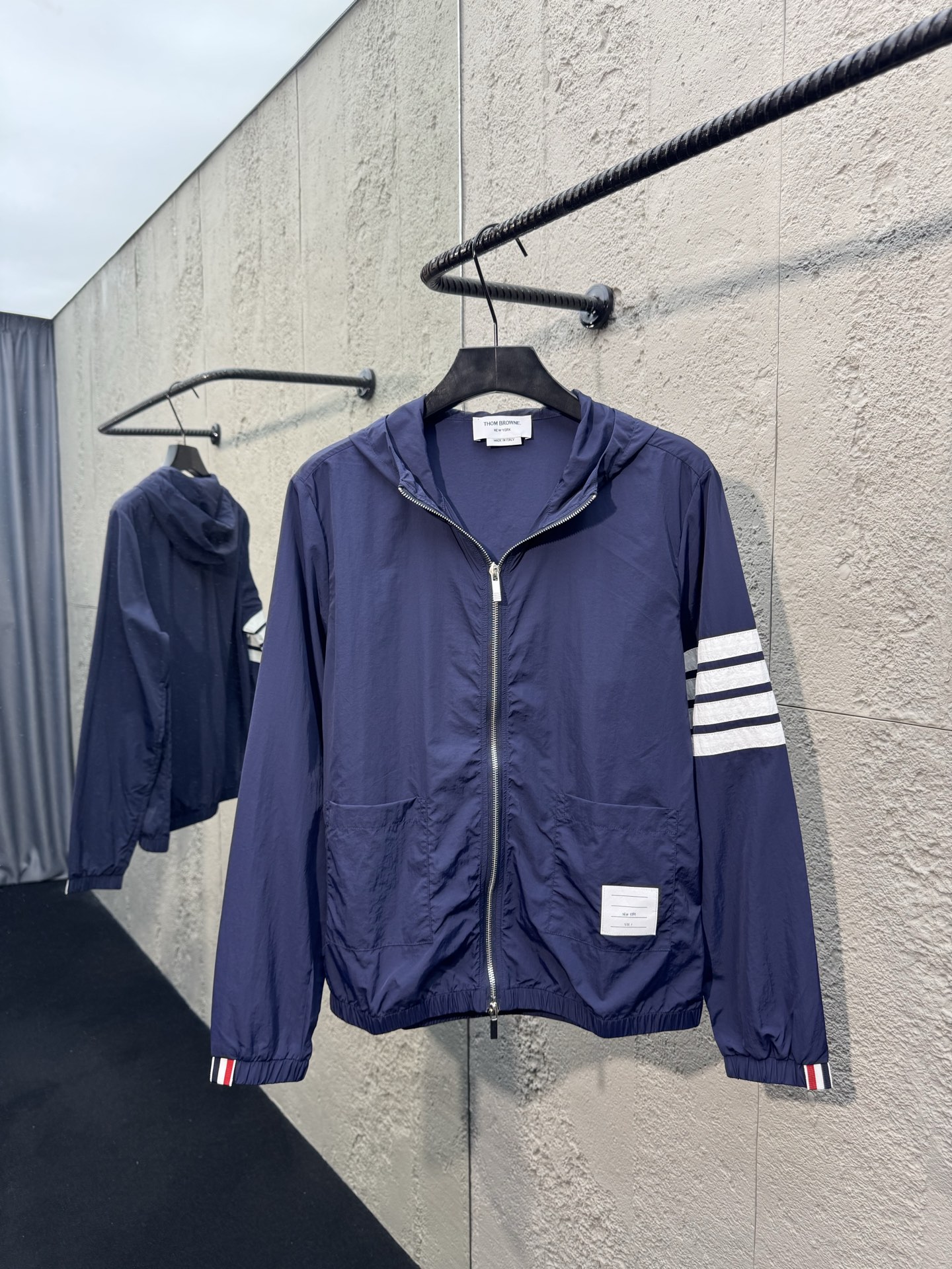 Thom Browne 바람막이 아우터 재킷