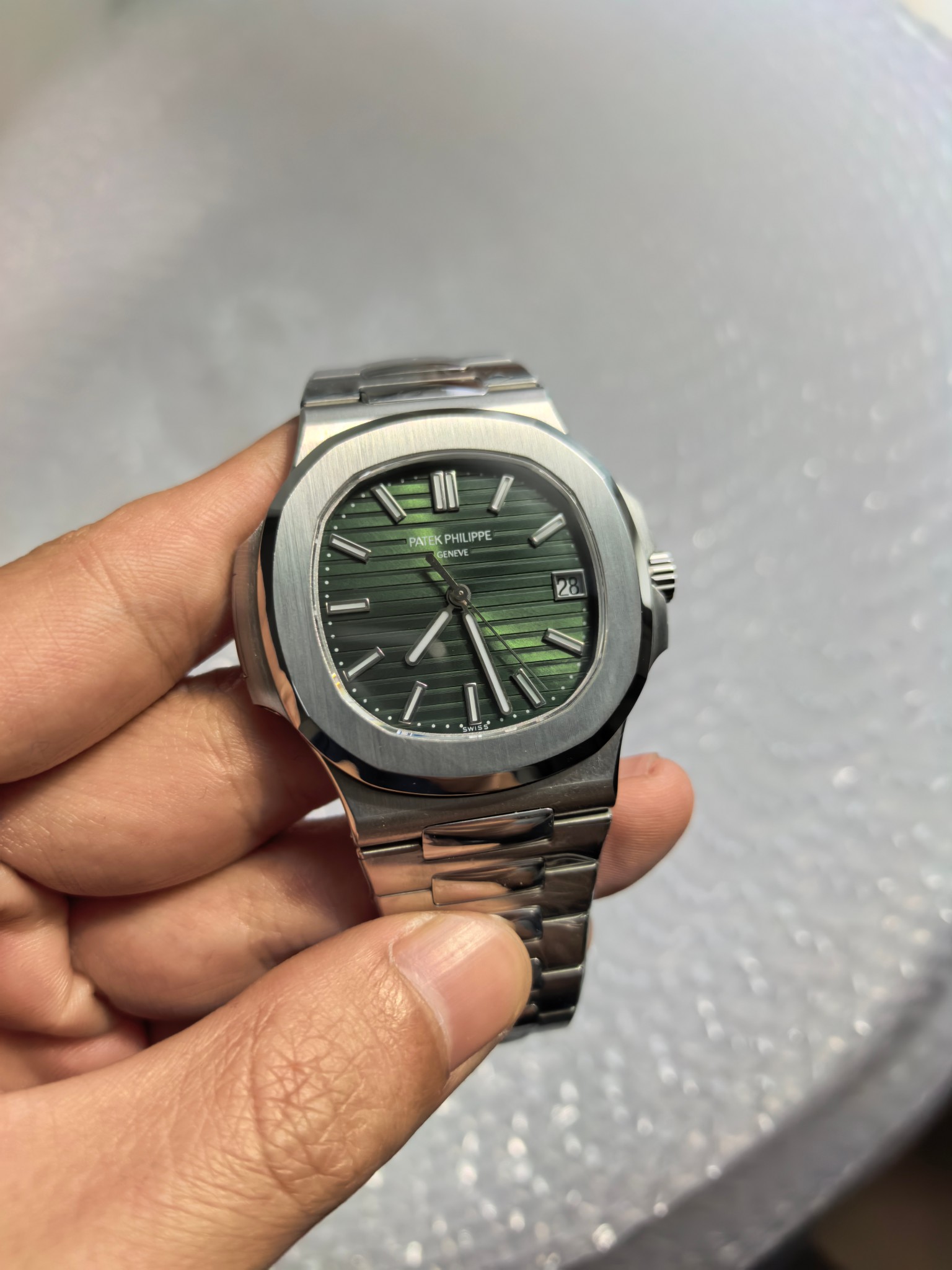 BBF l 324 / 330 무브먼트 l 40mm l 파텍필립 노틸러스 5711