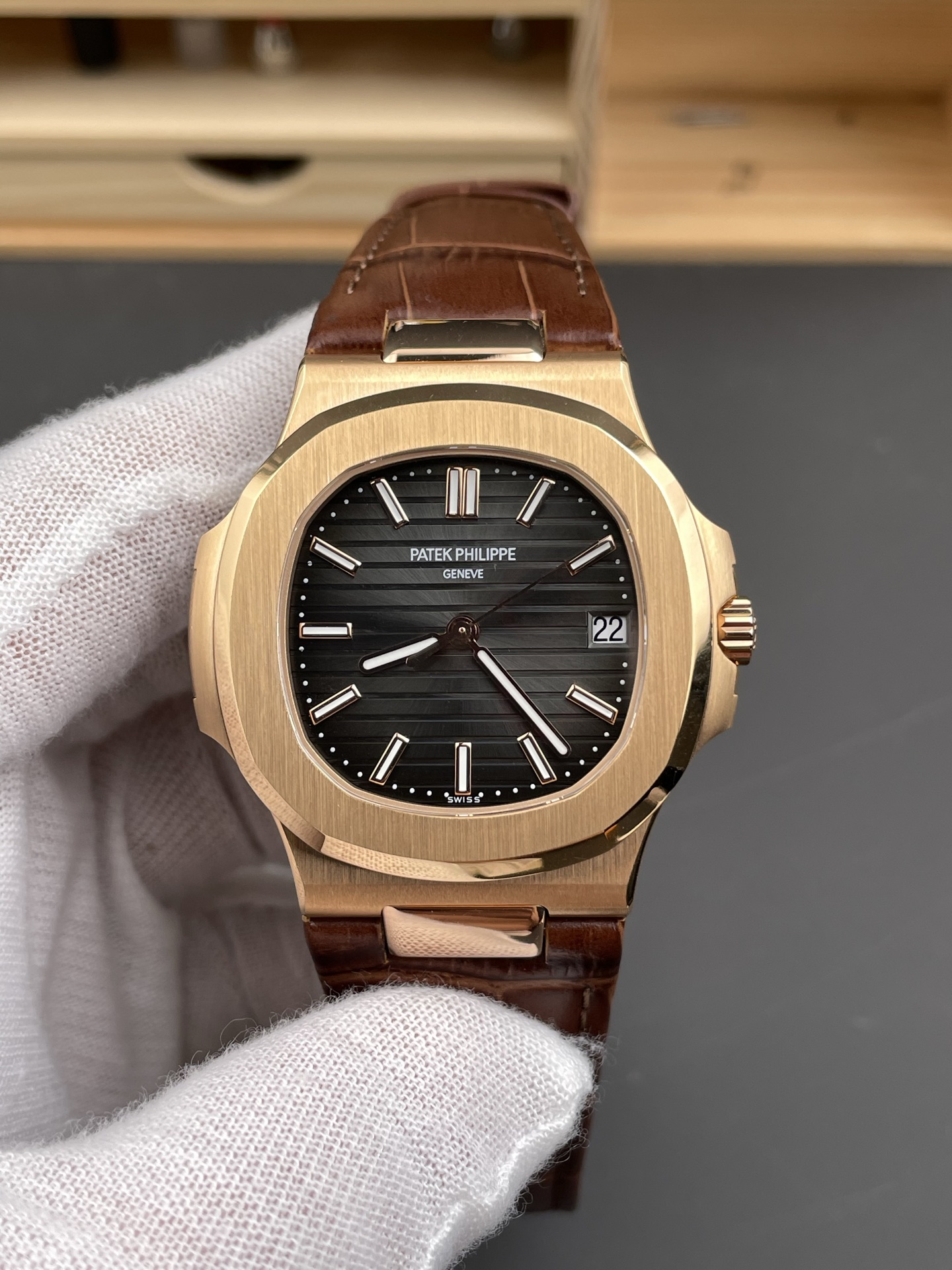 BBF l 324 / 330 무브먼트 l 40mm l 파텍필립 노틸러스 5711
