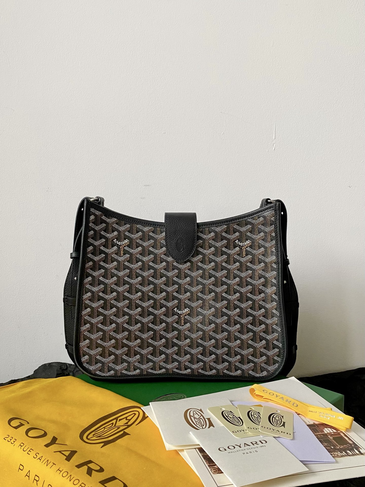 고야드 숄더백 크로스바디 MUSETTE 뮤제트 PM 28cm