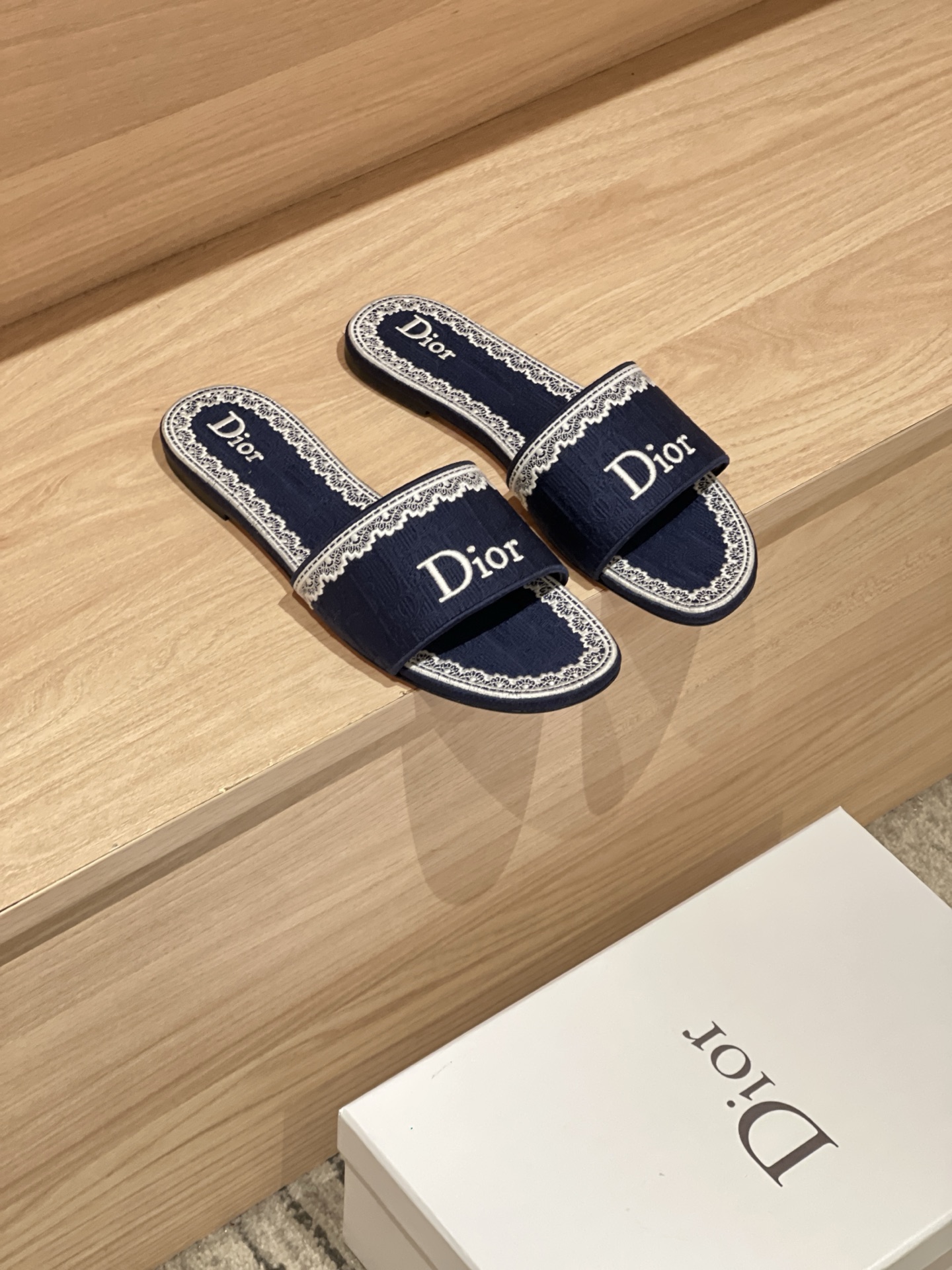 Dior Dentelle Slide