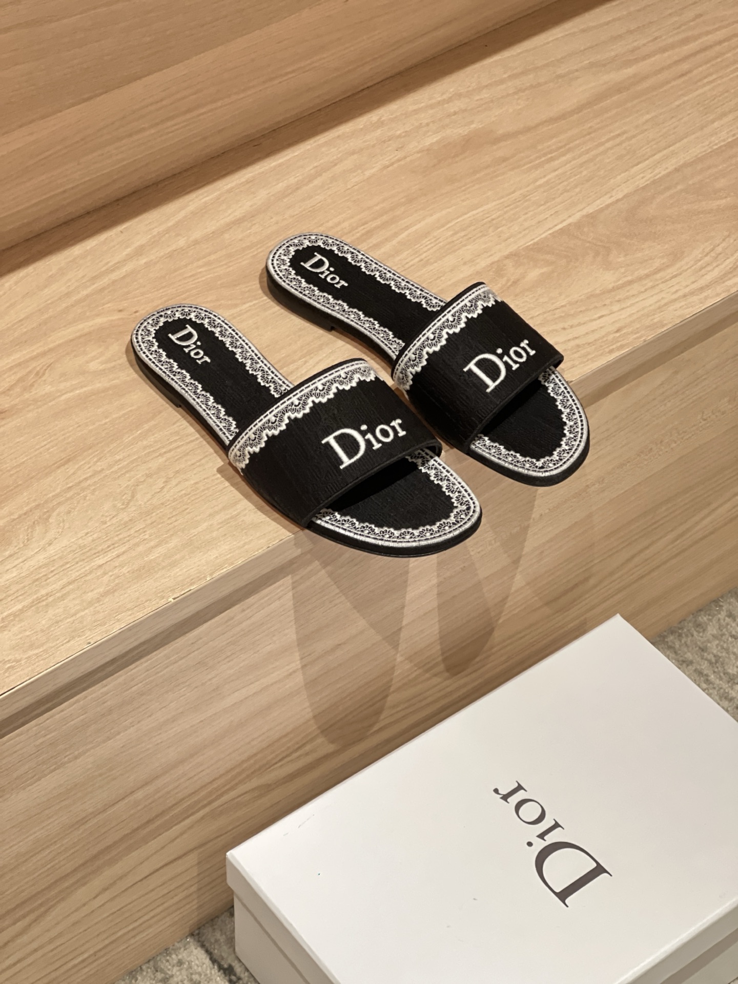 Dior Dentelle Slide