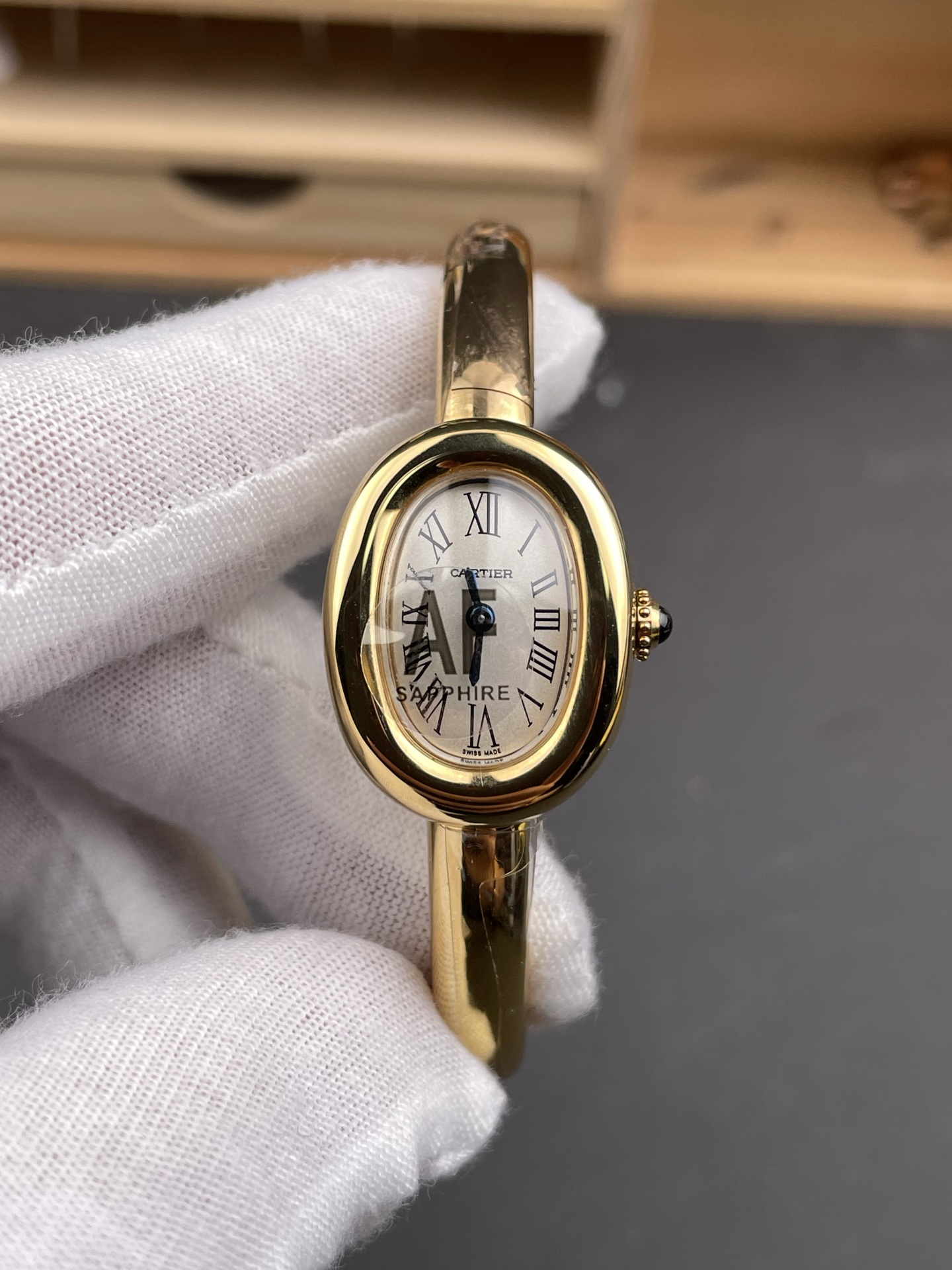 AF l 24.6mm*18.7mm l 까르띠에 베누아  시계 WGBA0019