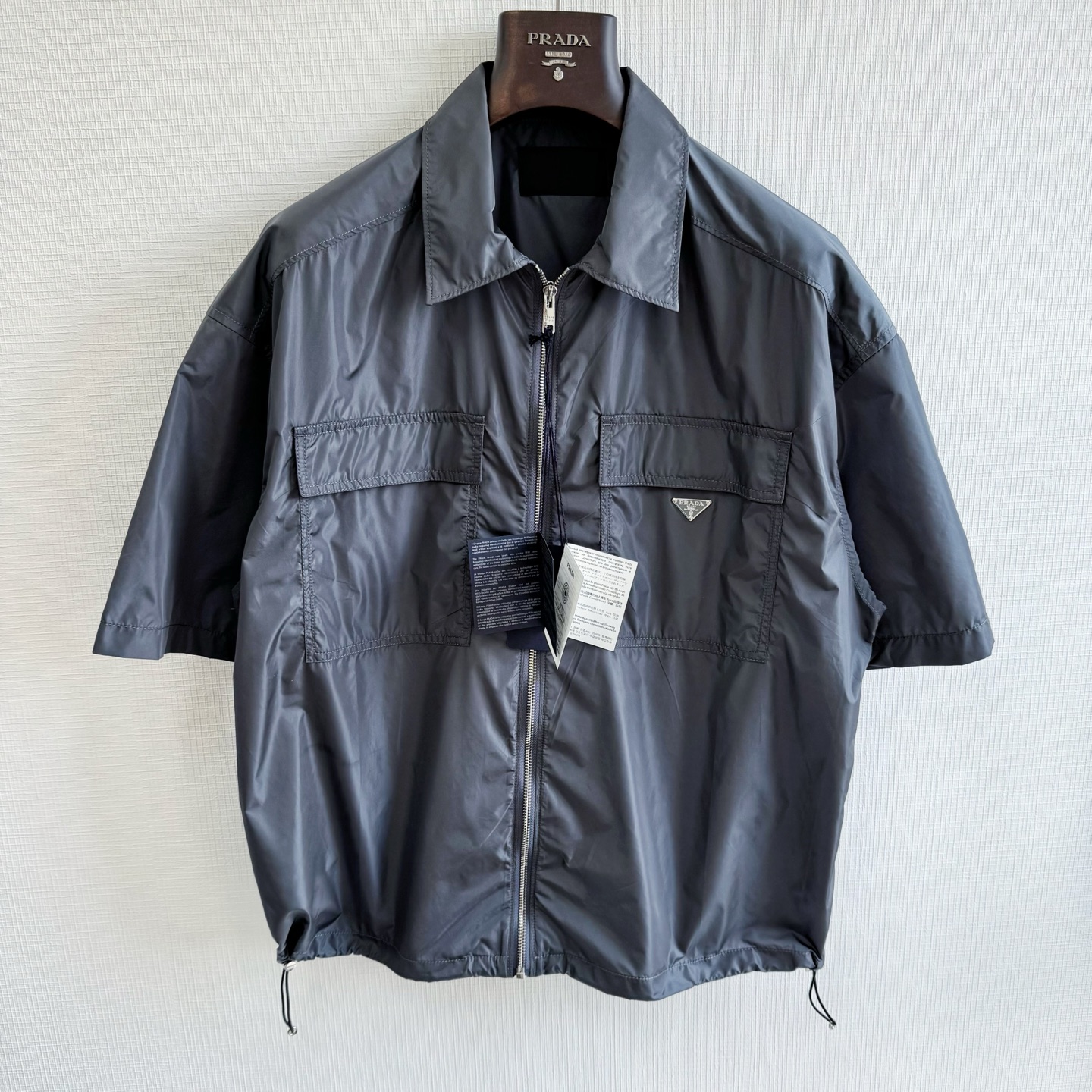 Chalk White Short-sleeved Re-Nylon zipper shirt
