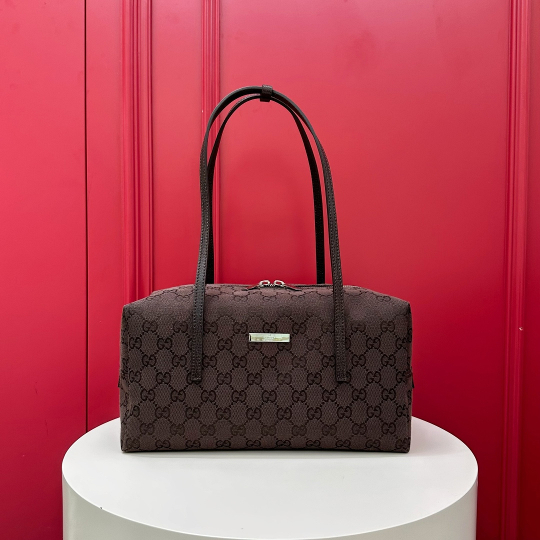 구찌 미디엄 boston bag with Gucci plaque  875228 29-14-15cm