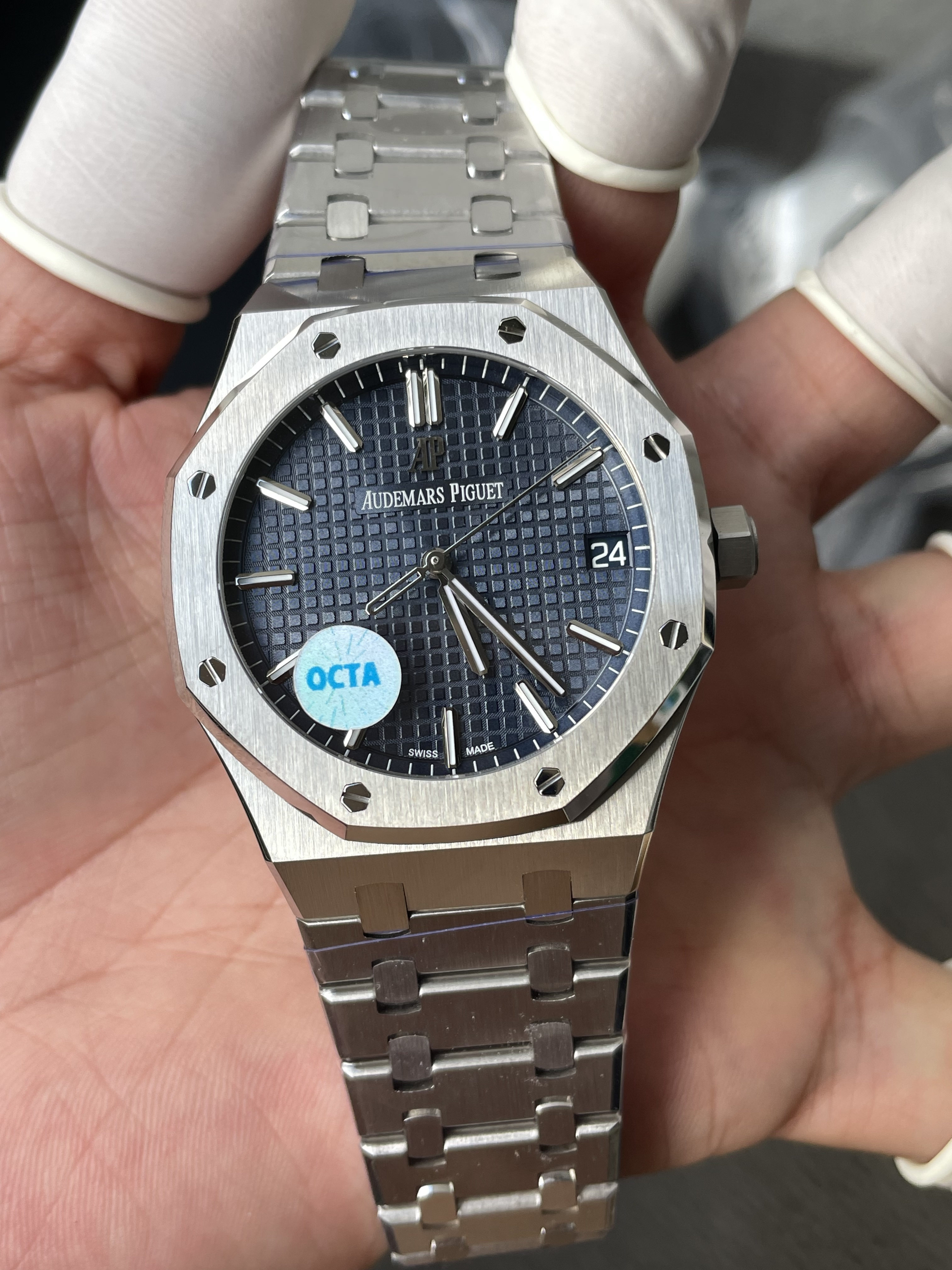 OCTA l 4302 프리스프렁 l41mm l  오데마 피게 로열오크 15500