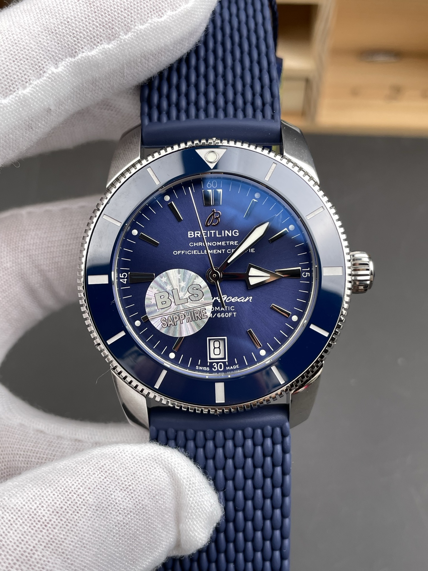 BLS l 2824 cal B20 l  42 mm l 브라이틀링 슈퍼오션 헤리티지 AB2010161C1S