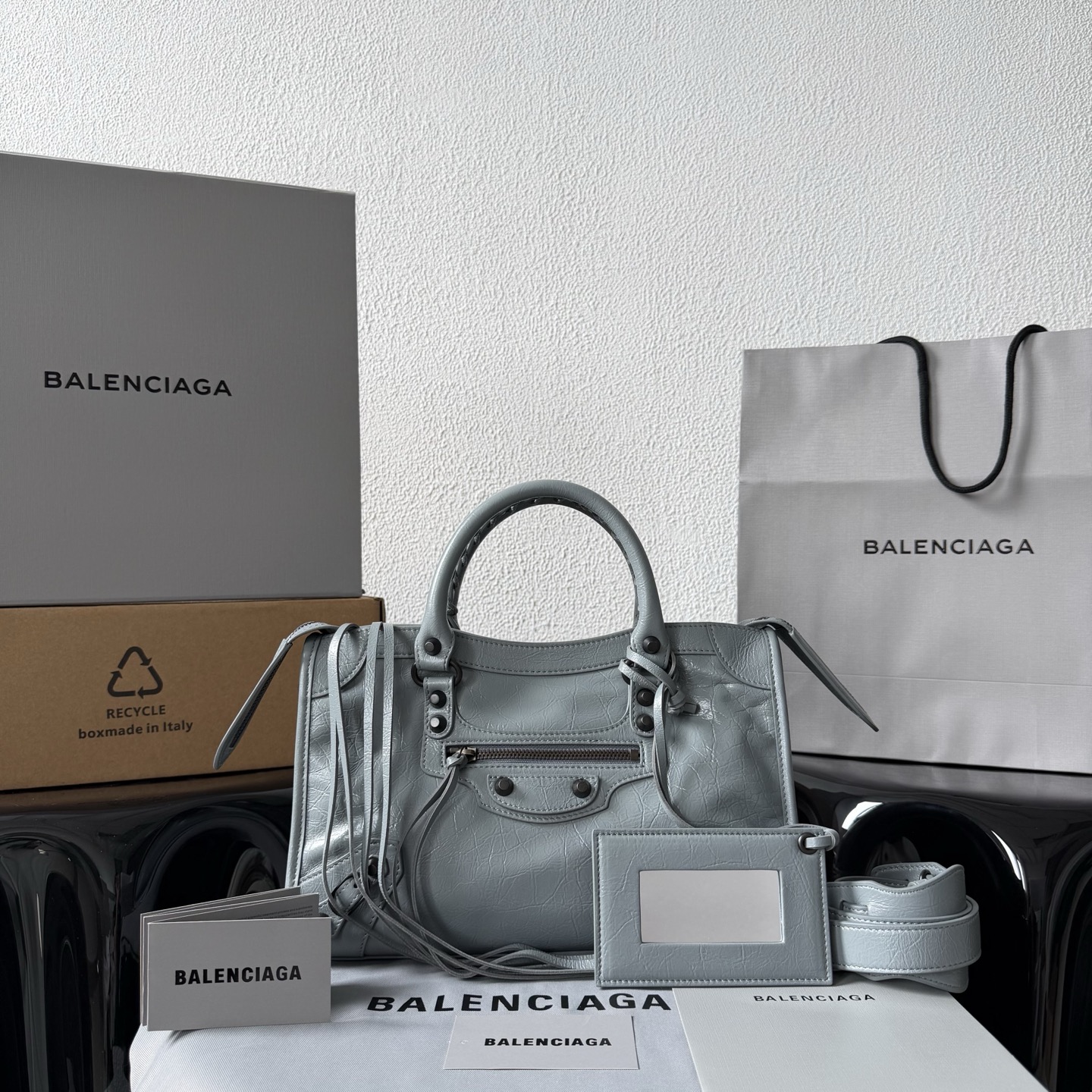 Balenciaga  르 시티 백 미니 페탈 핑크  24x  16 X   9cm