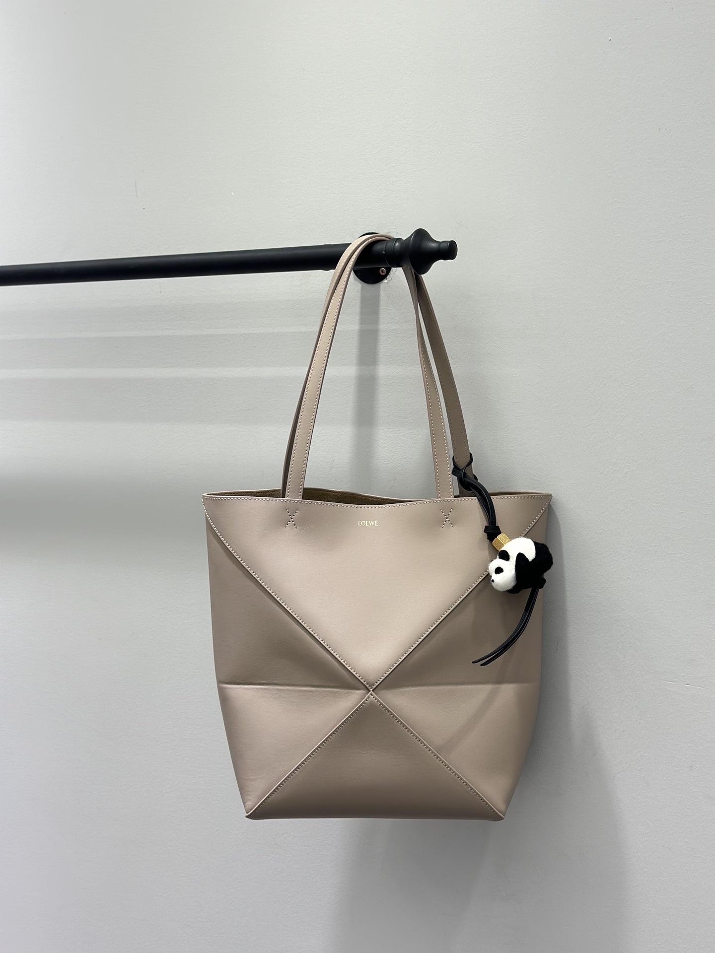 로에베  퍼즐 폴드 토트  25/14/30cm