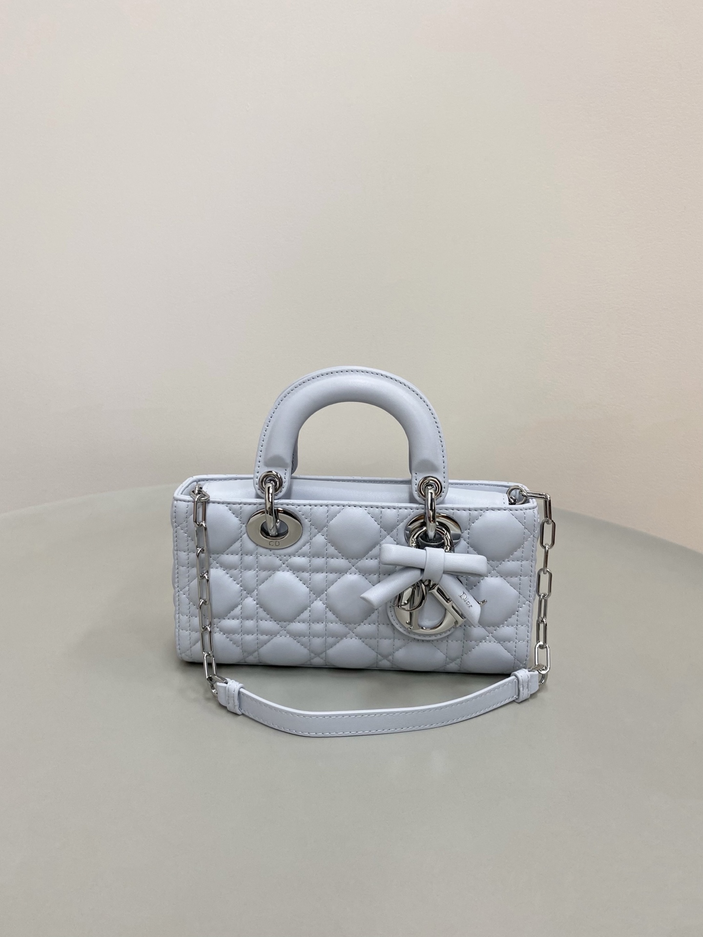 레이디 디 조이 백 M0613ONGE  22x 11 x 6cm