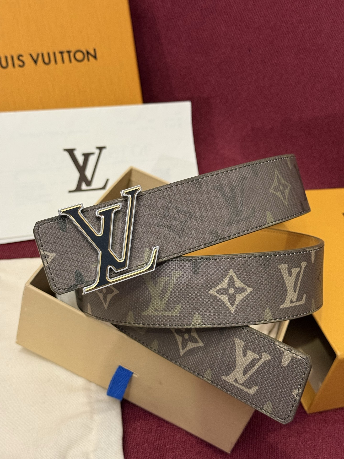 M4637V  LV Initiales Monogram  벨트 4cm