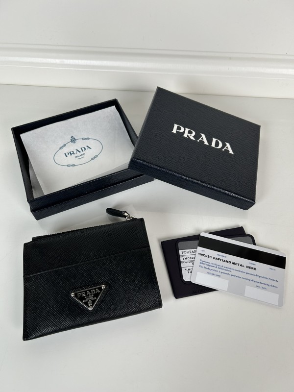 프라다 지퍼 카드지갑 / 1MC026
