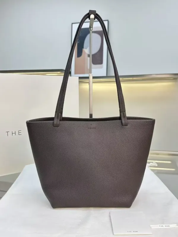 더 로우 Medium Park Tote35 x 22 x 15.2 cm